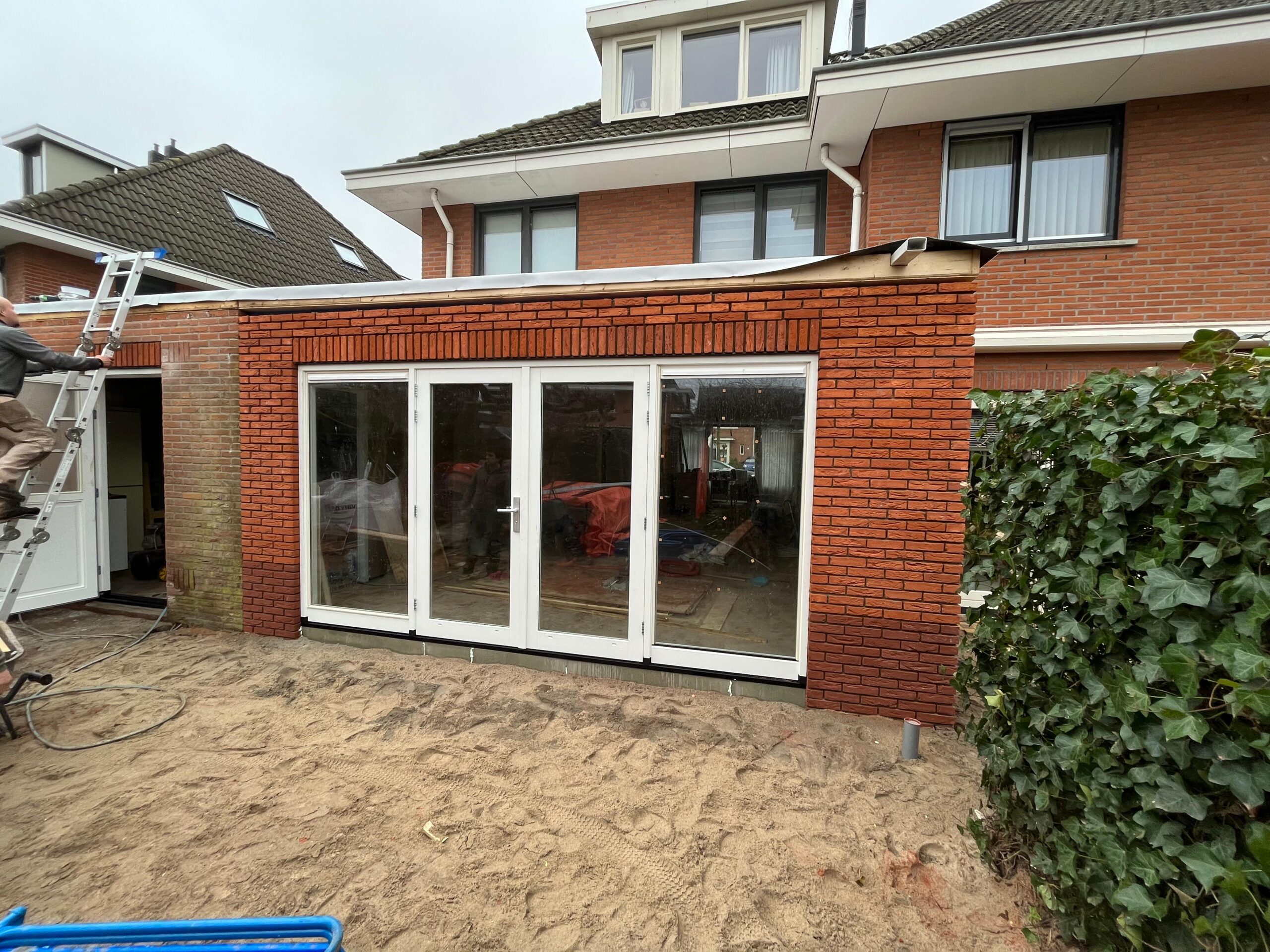 Uitbouw