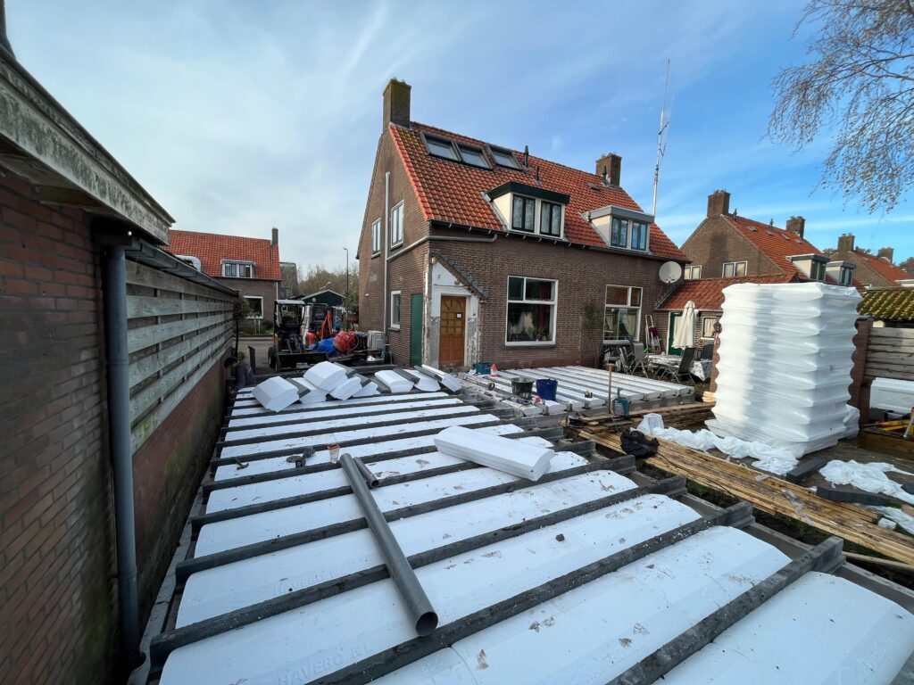 Uitbouw